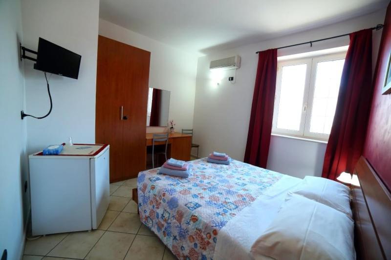 Maxpensione Morciano di Leuca Buitenkant foto